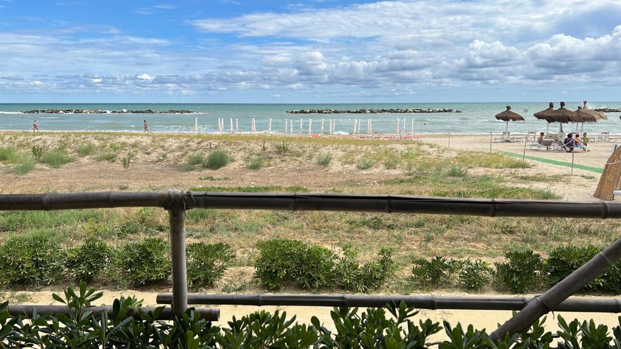 Abruzzodamare Amazing Apartments With Romantic Sea View Francavilla Al Mare Exteriér fotografie